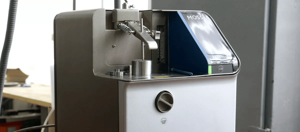 Spectrometer for precision metal composition analysis in Jamnagar, Gujarat